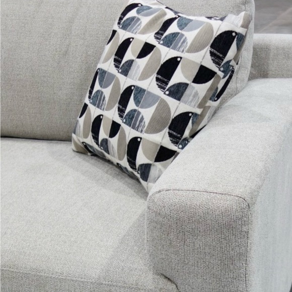 NEW! Pillow Covers Set of Two 18”x18” - Picture 3 of 8